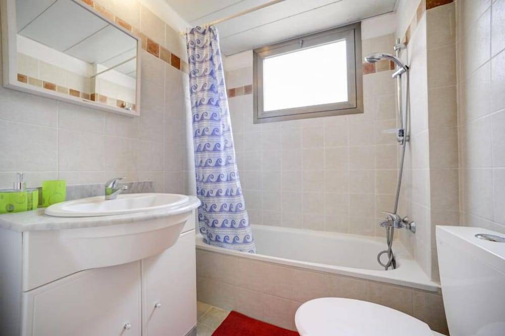 Sea Suites Apartments
