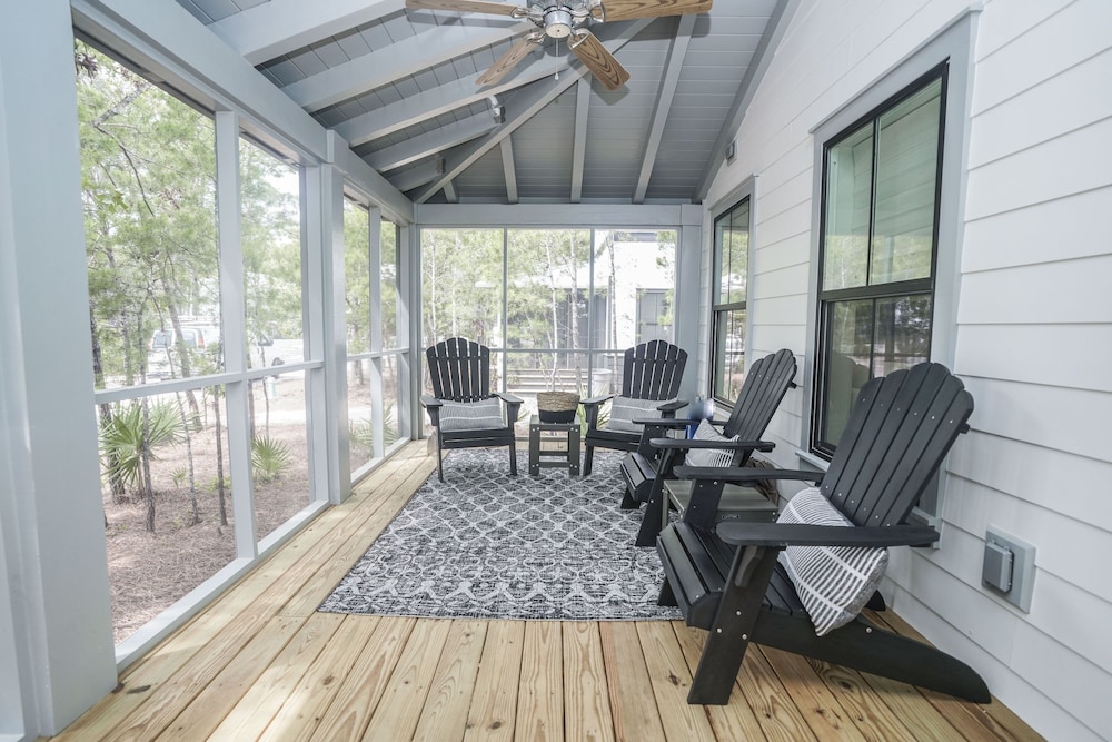 Magnolia Cottages by the Sea by Panhandle Getaways