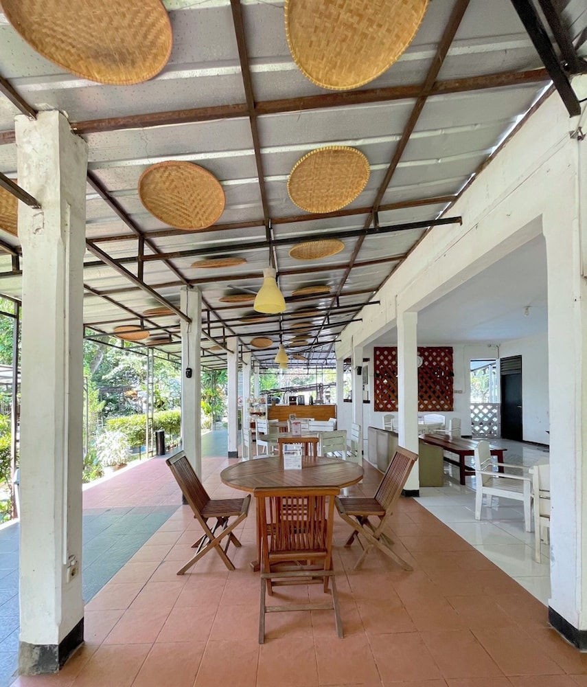 PAVO RESORT