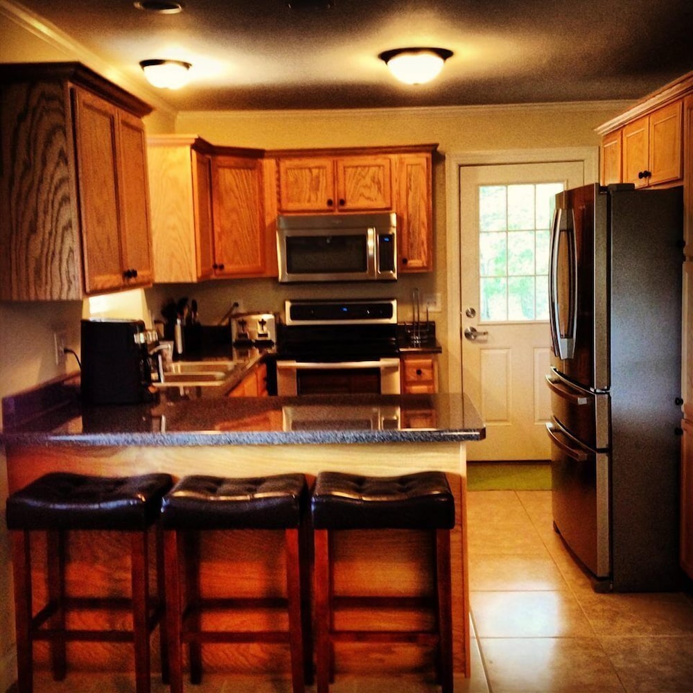 Mountain Cove Farms Resort