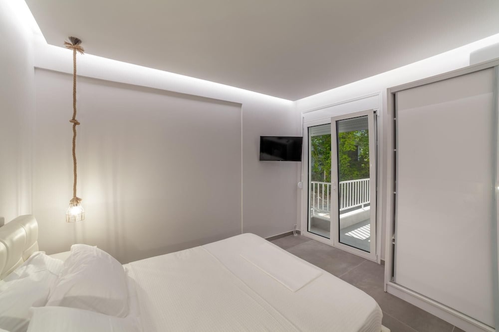 Althea Suites 2 by Travel Pro Services view 3