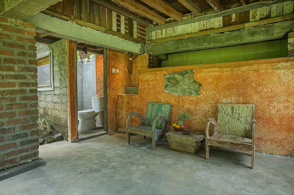 Tepi Sawah Lodge