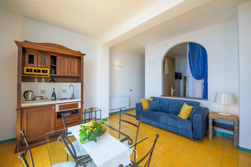 Amalfi residence