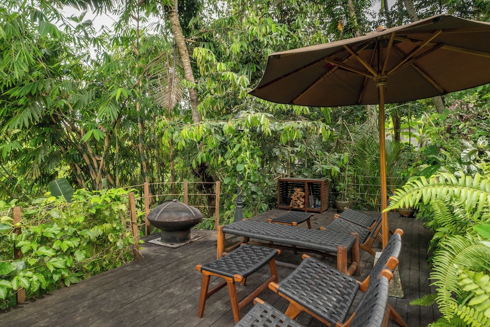 Private Pool Villa in ubud with Jungle View