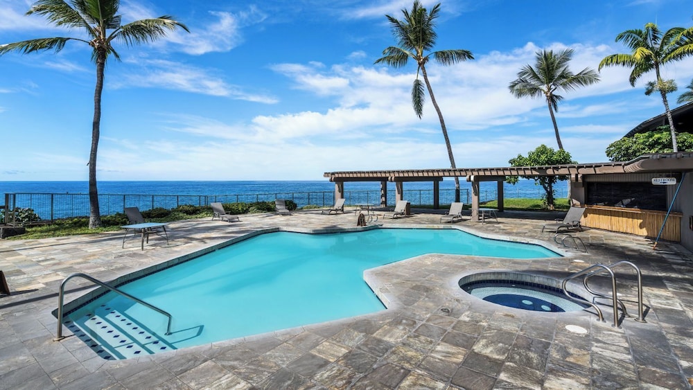 Sunset & Golf Course Views - AC & Wifi - Shady Lanai! - Vrkcv