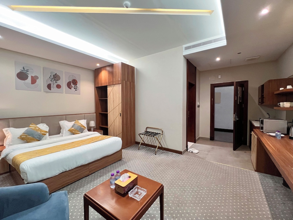 AL Ewan Pro Serviced Apartments