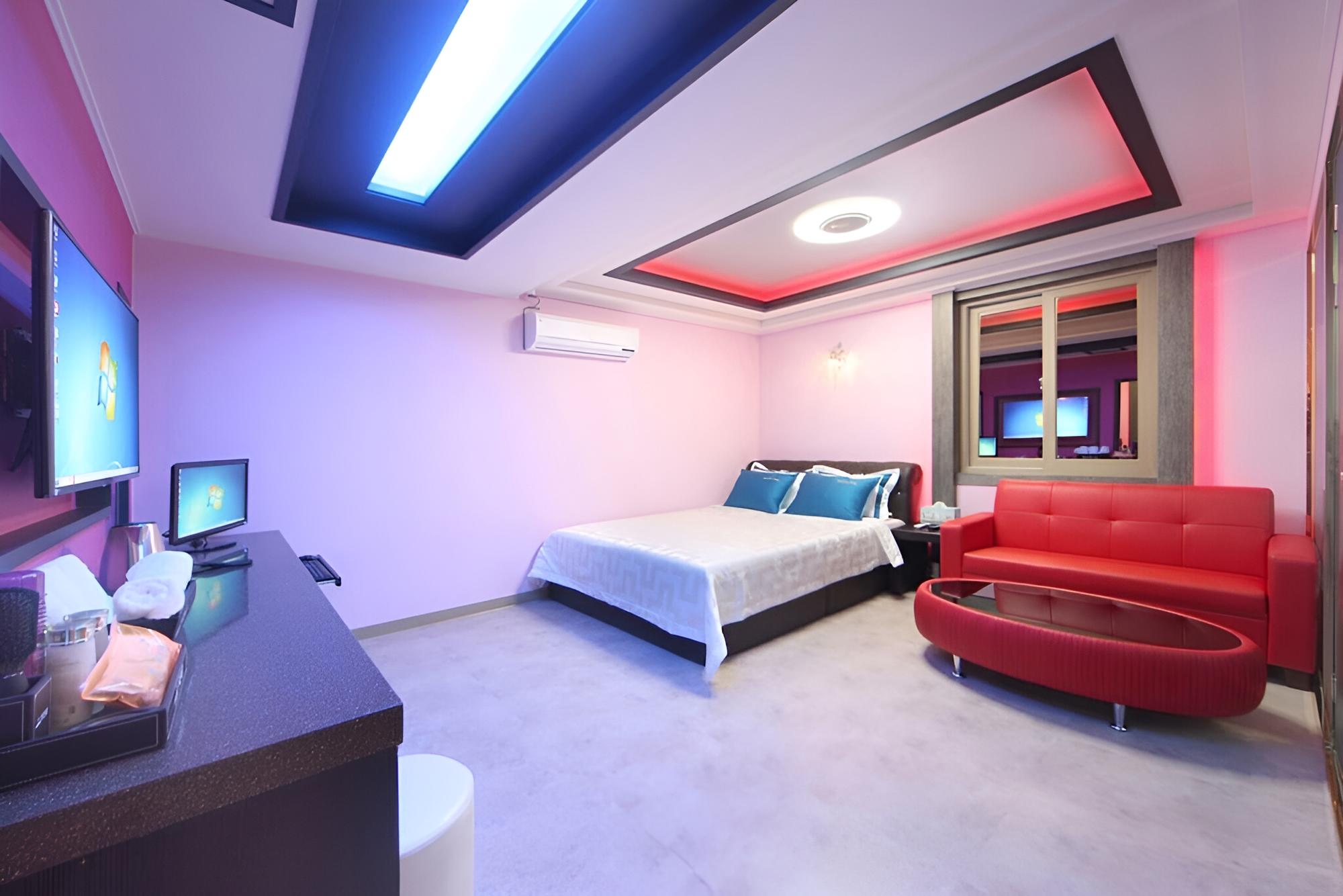 Jinju Comma Self Check-in Motel view 5