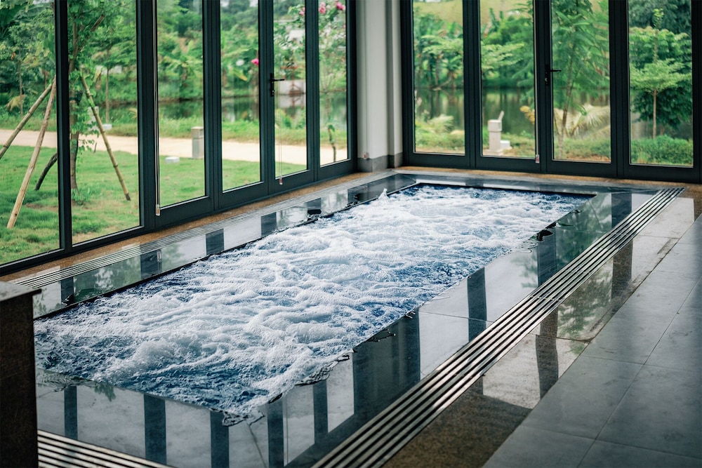 Lamori Resort & Spa