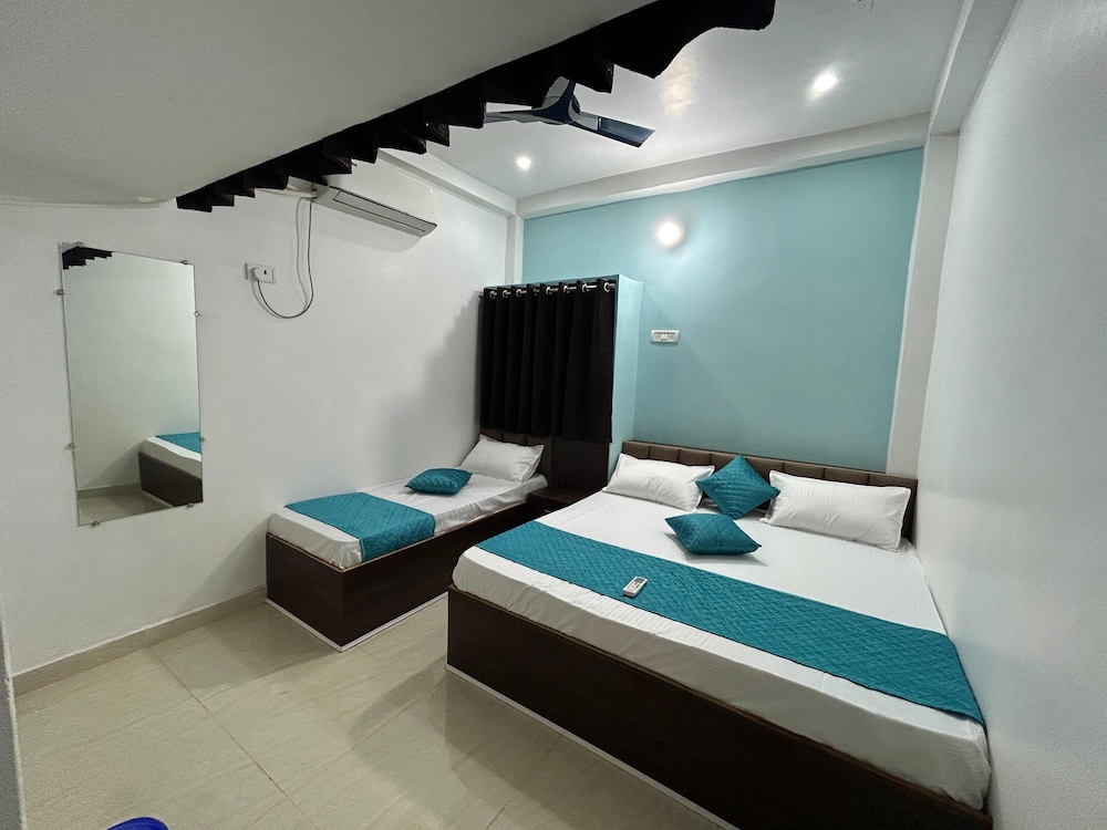 Stylish Stays at MG Road Near Commercial Street