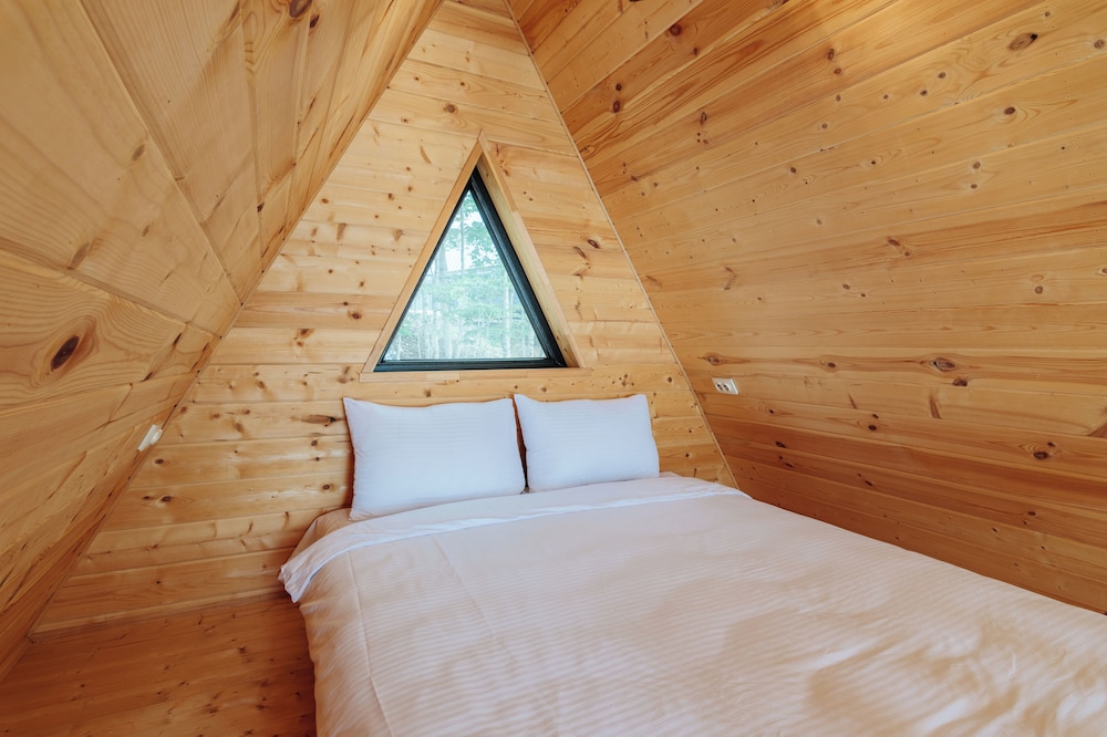 Chalet Kvirike view 5