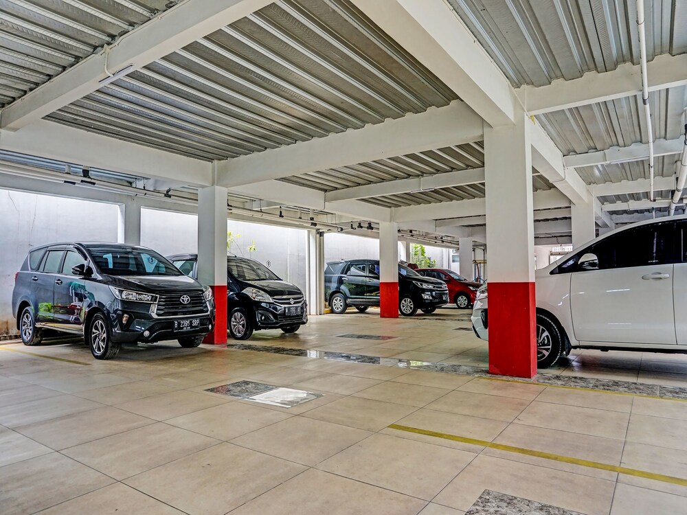 OYO 91812 Nh Kost Syariah - Property Image 2