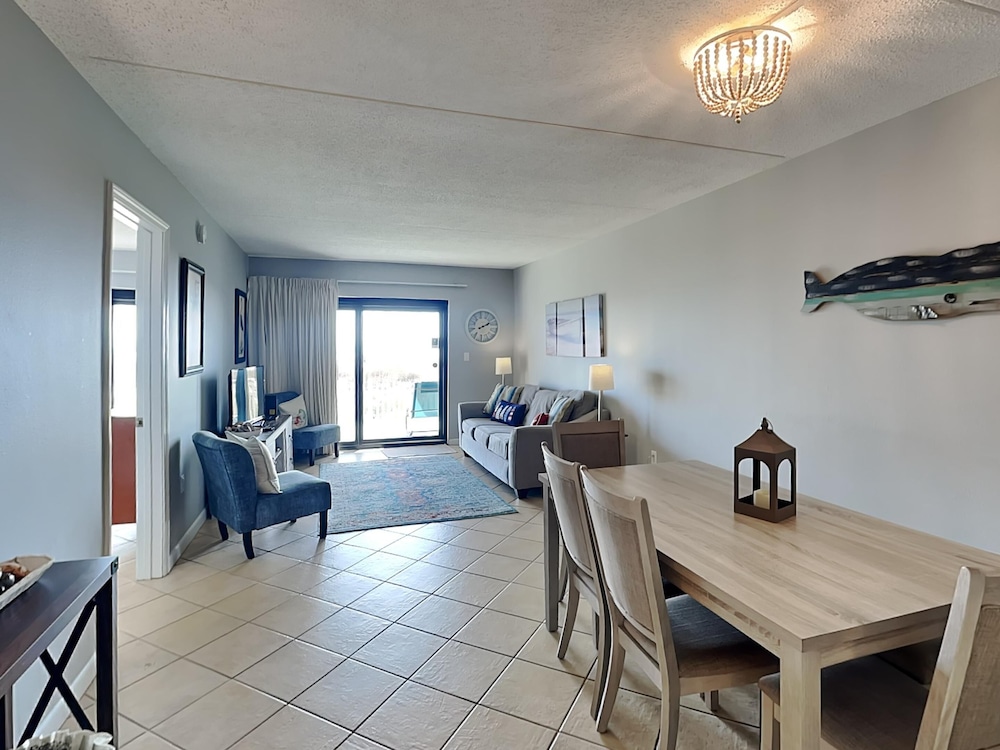 Ocean Breeze West by Southern Vacation Rentals