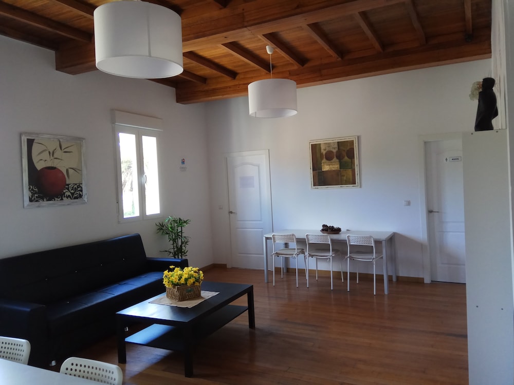 Albergue Cruces de Iria - Hostel photo 3