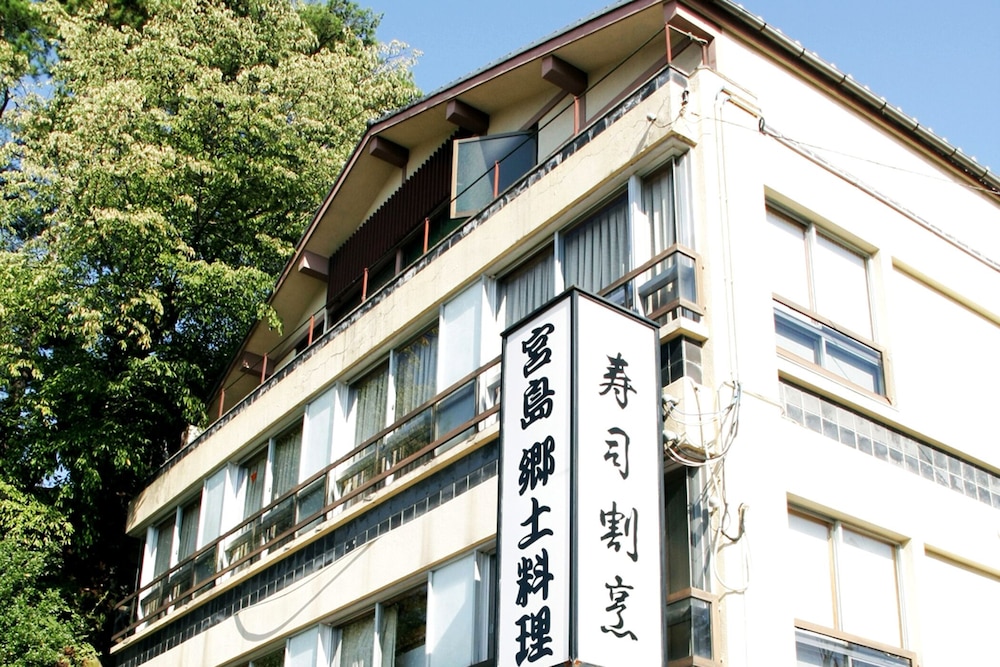 Hotel Yamaichi Bekkan - Image 1