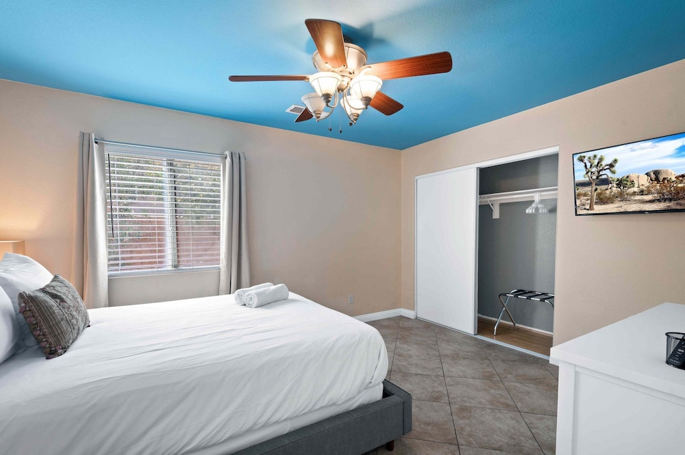 4BR Sanctuary w Retro Game Room Theater Pool Spa