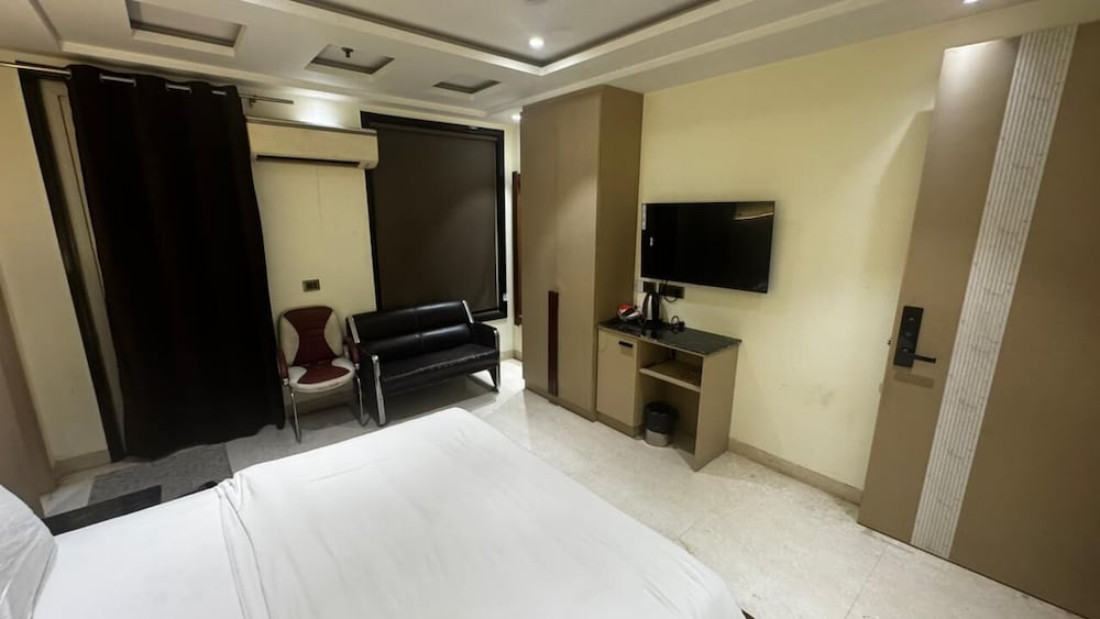 The PratiQ - Signature Boutique Hotel