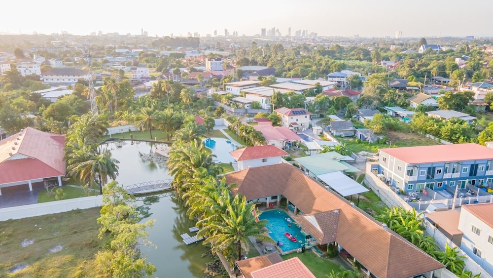 Pool Villa for Families and Party