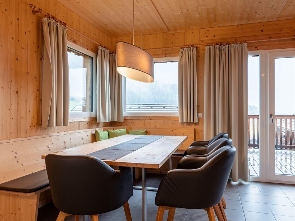 Lavish Chalet With Sauna Near Ski-slope