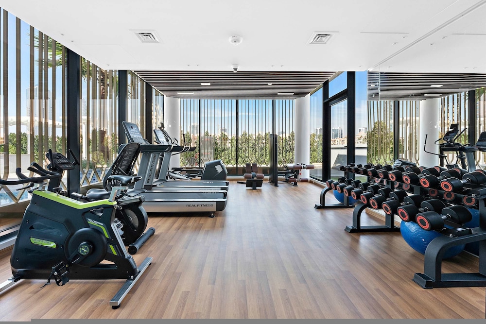Silkhaus Large Modern Studio JVC With Gym Pool
