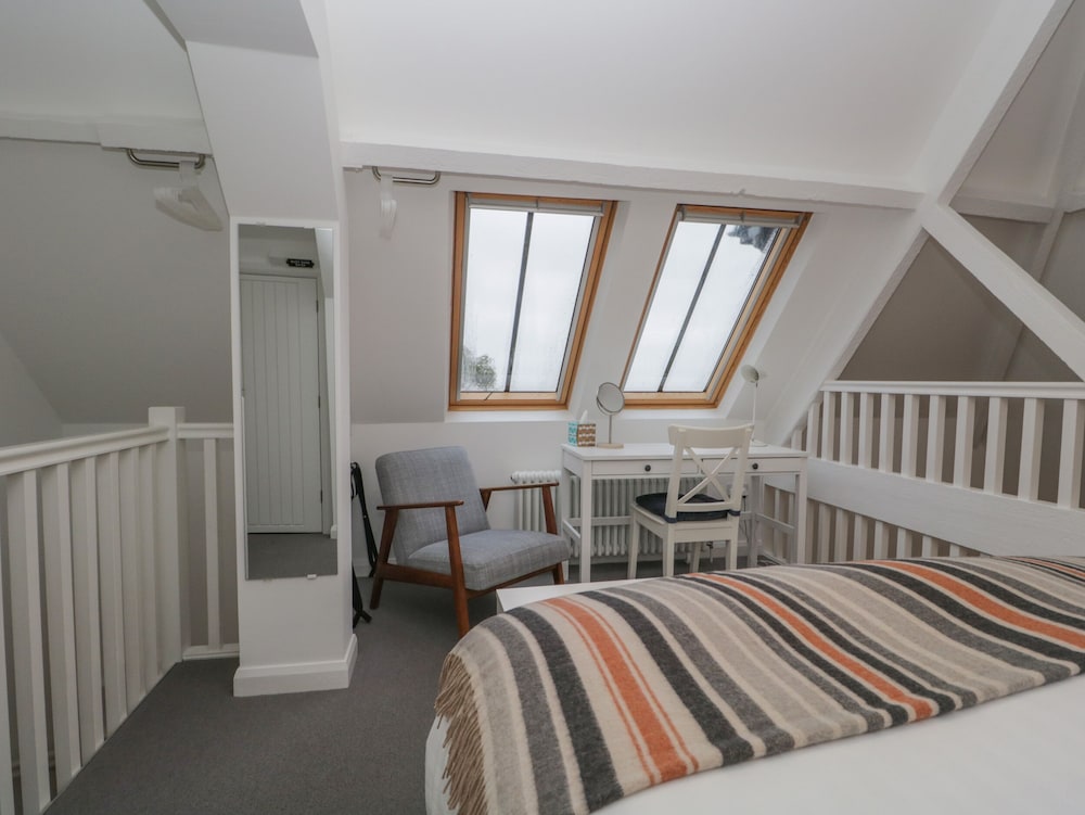 Moorhurst Cottage view 3