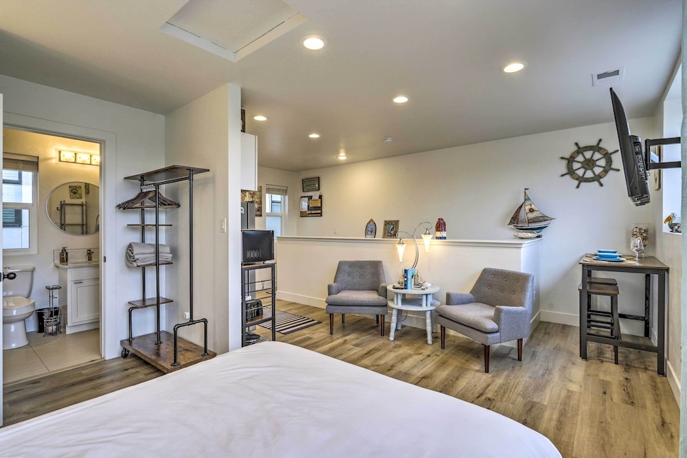 Luxury Grand Junction Studio: Pets Welcome! view 2