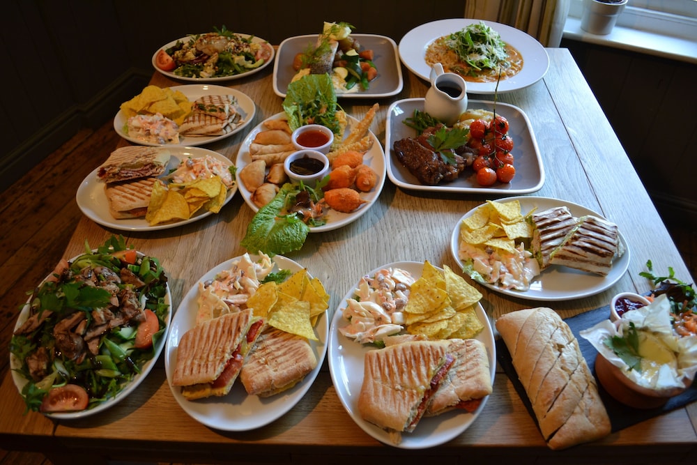 The White Hart Country Inn