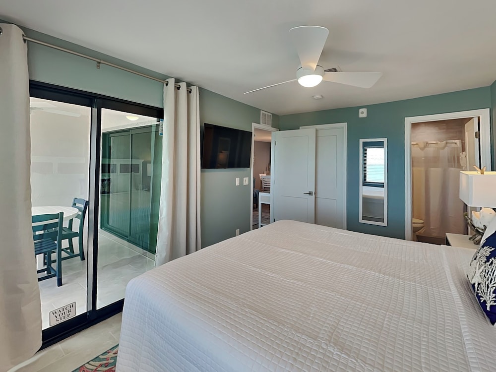 Seaside 5 by Distinctive Beach Rentals