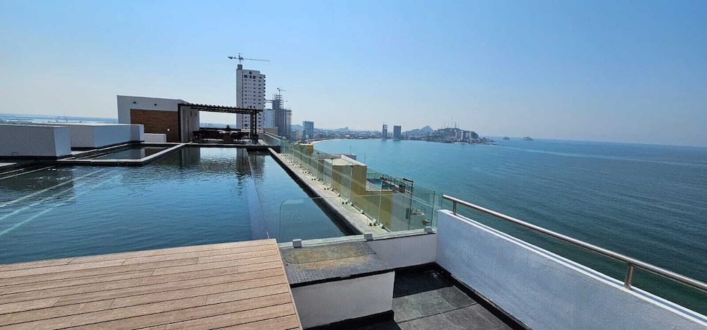 Torre 5 Mazatlán Versace Style