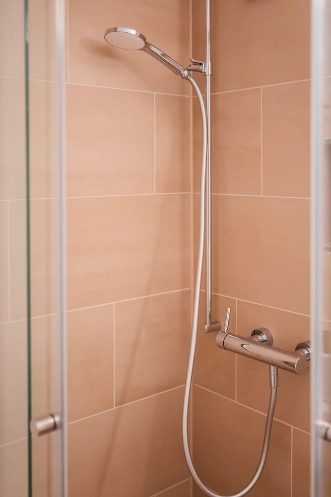 VK - Zürich Airport - Luxury - Homestay