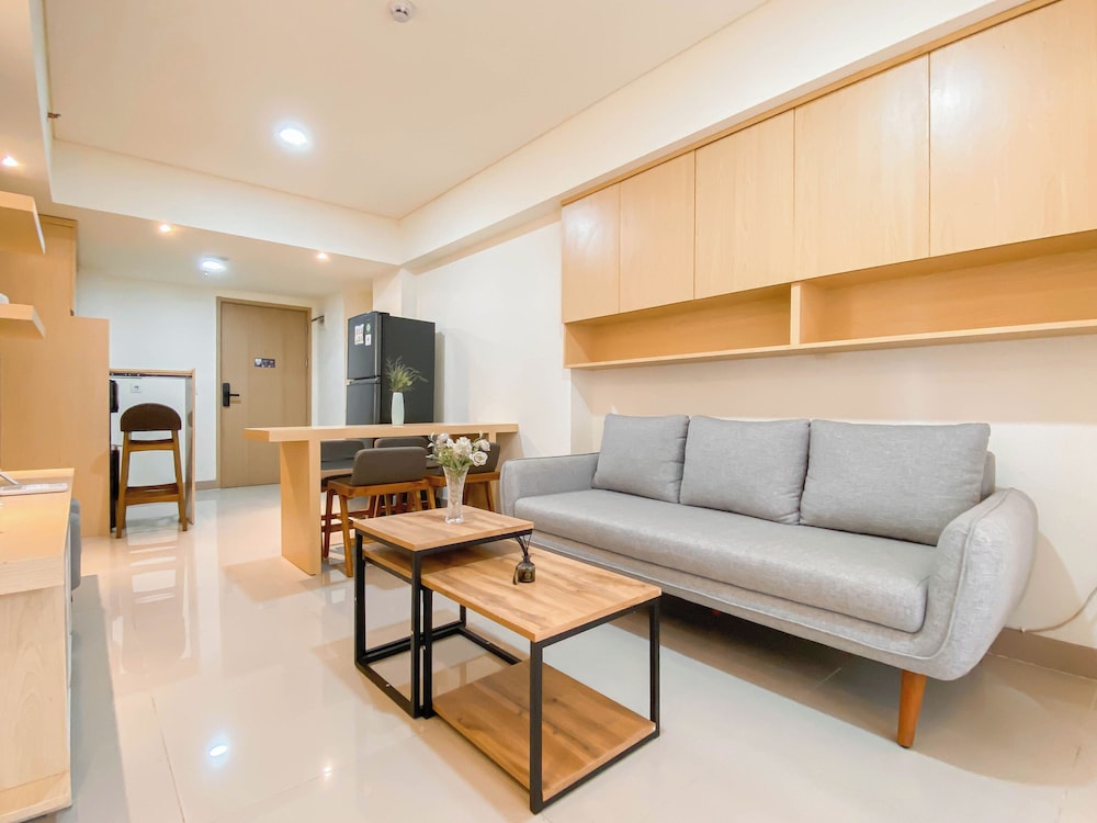 Spacious And Good 3Br At Meikarta Apartment