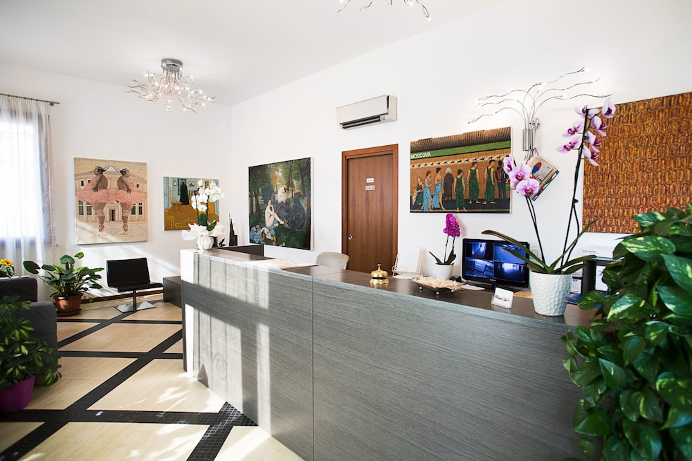 Residence Verona Class view 3
