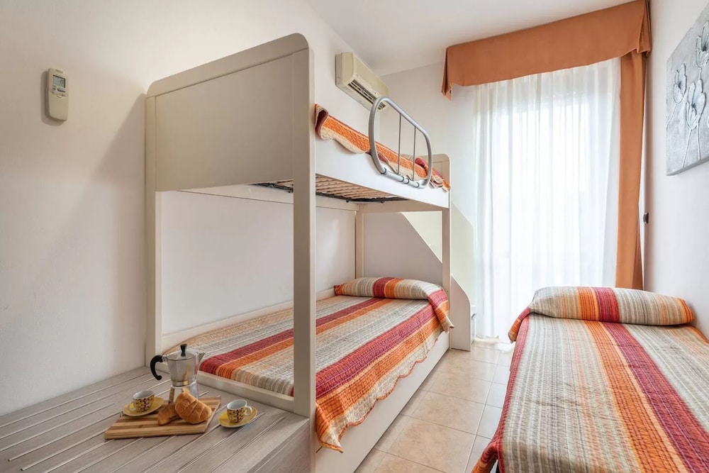 New Flat for 6 Guests Near Alghero Beach