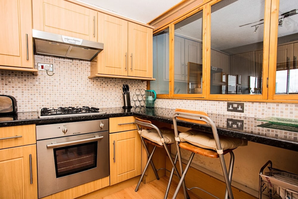 Incredible Views - 1 Bedroom in Chancery Lane