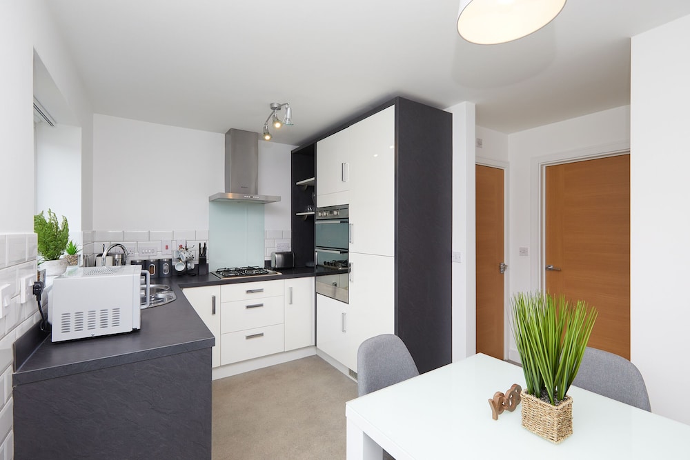 Derby 2 Bed House 3 Min Walk to Hospital