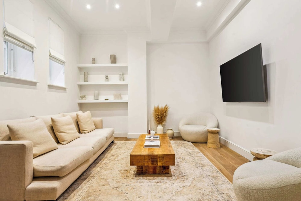 Elegant Fitzrovian Apartment