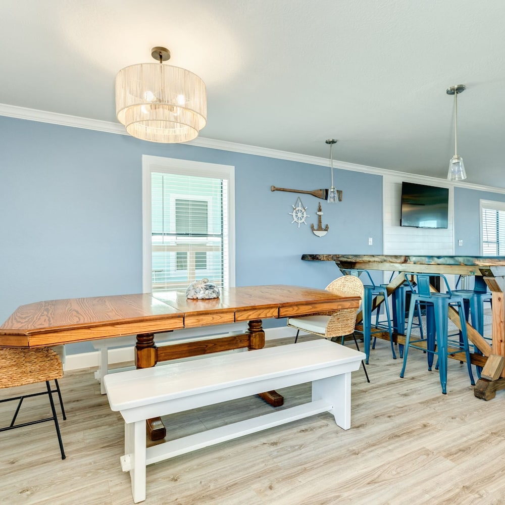 Gulf Adventures and Beachfront Relaxation Awaits