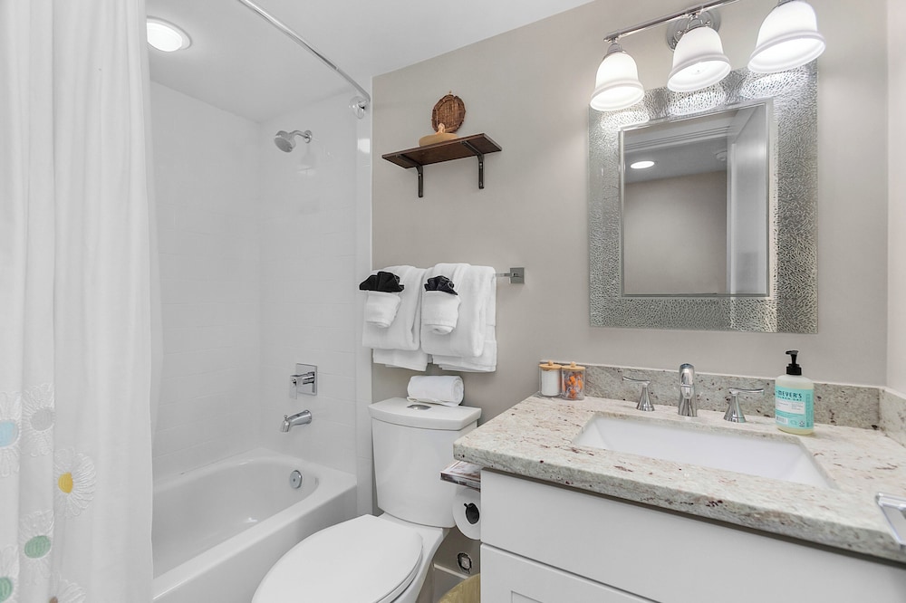 Madrona Bliss A Modern Escape