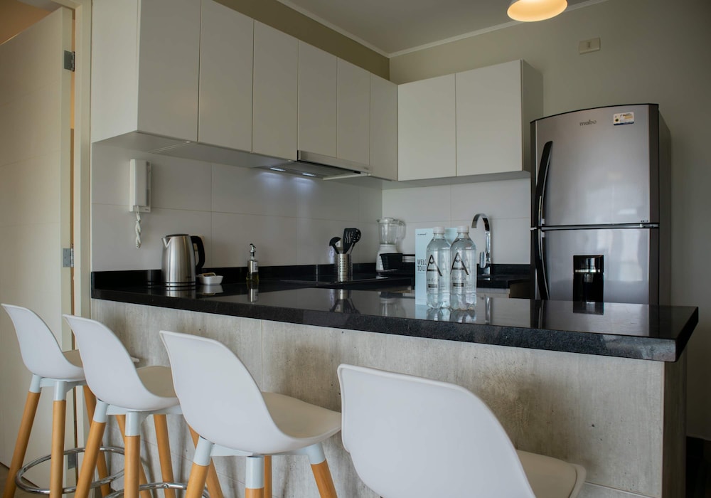 w Contemporary 2BR w Balcony in Barranco