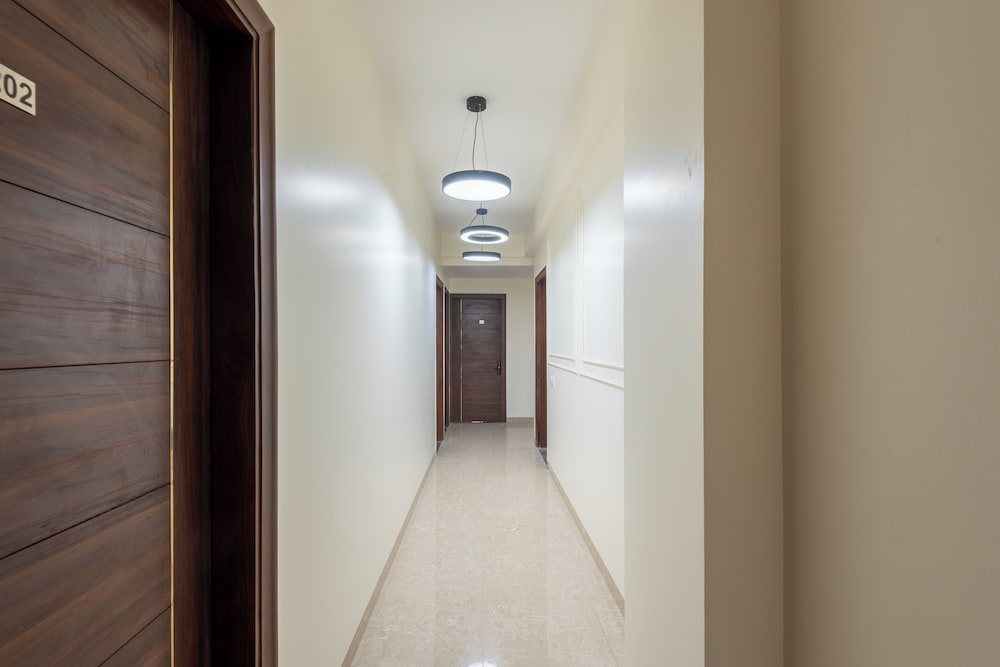 Saavi Hotel Sector- 45