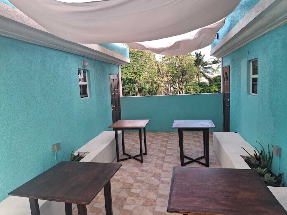 BL Villas Dover Beach
