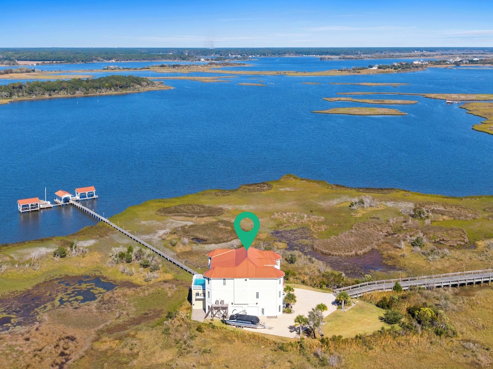 Permuda Private Island by Topsail Realty