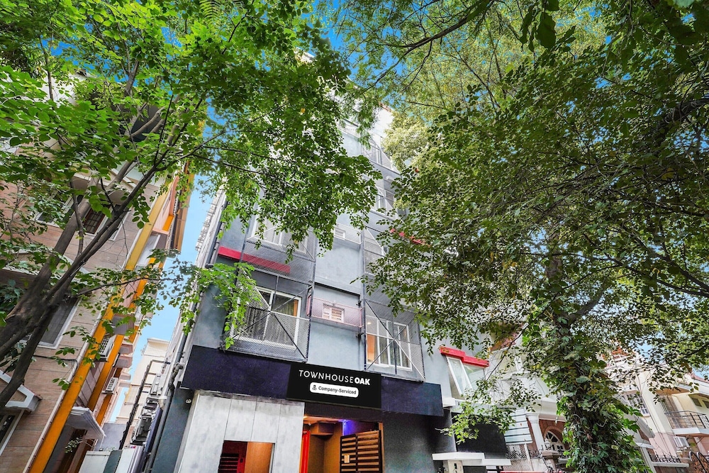 Super Townhouse Oak Indiranagar