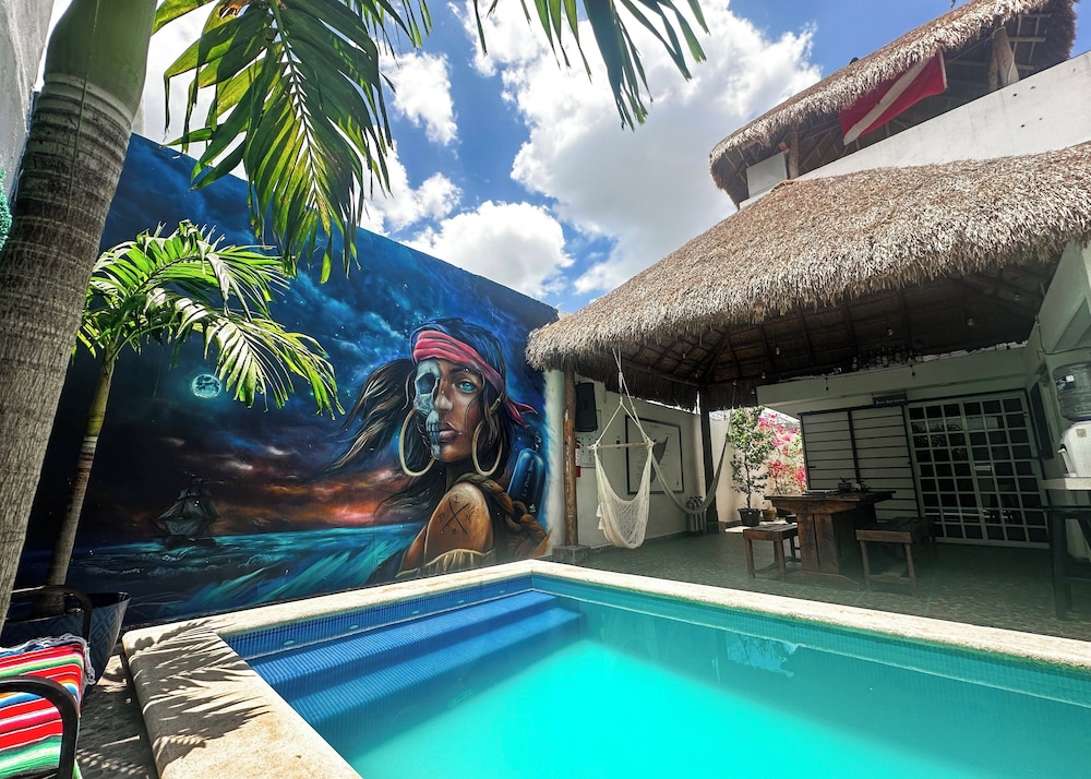 Hotel La Perle Noire - Image 1