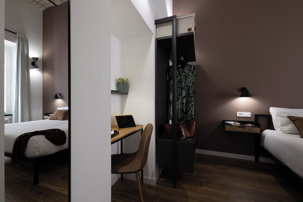Style & Stone Guest House
