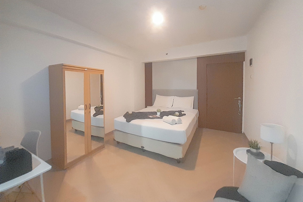 Studio Near Bandung Trade Mall At Gateway Ahmad Yani Cicadas Apartment