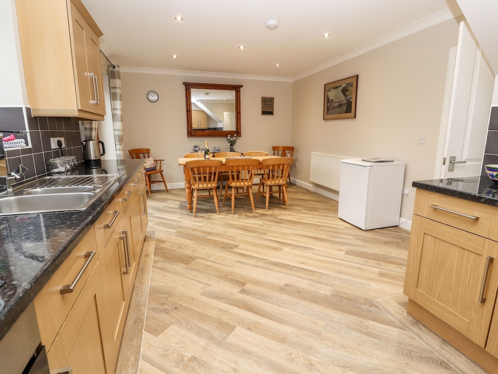 Caernarfon Vacations - Bryn Seion - Property Image 9