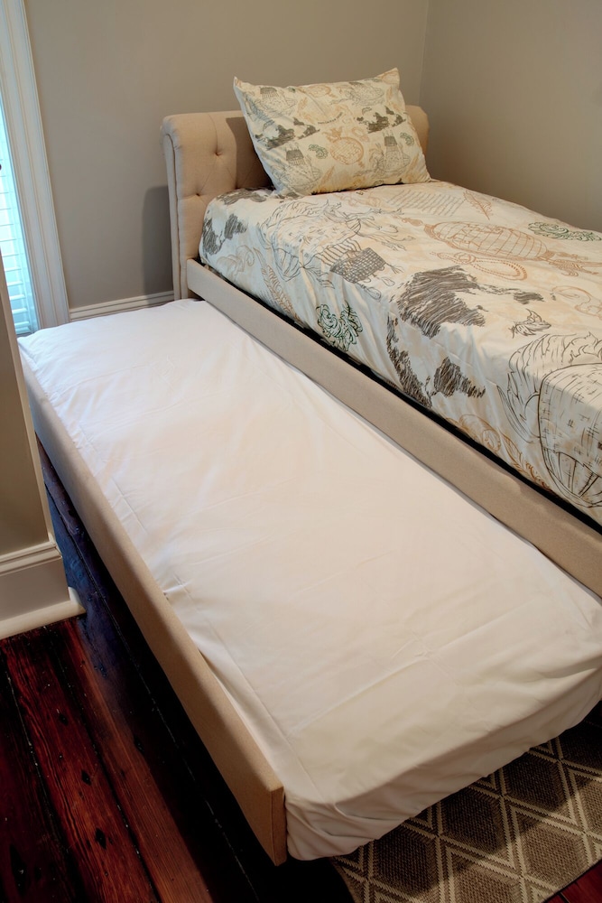 Restored Historic Home 5 BR 4.5 Bath