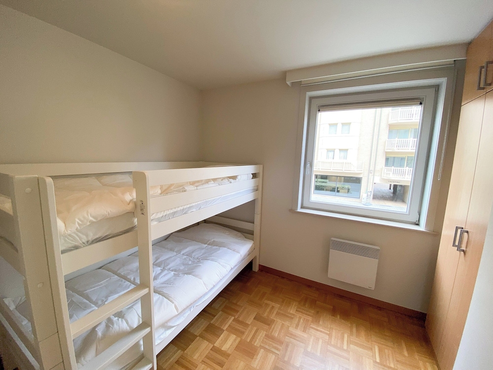 Apartment in Nieuwpoort-bad Near Beach