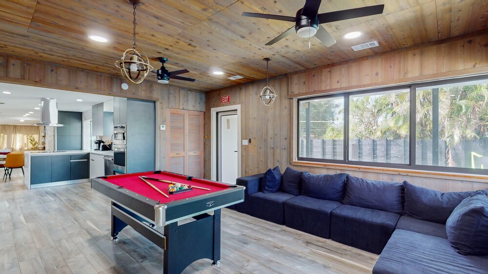 Casa Nirvana 4BR Home With Private Pool