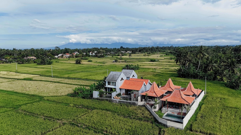 Weda Villas